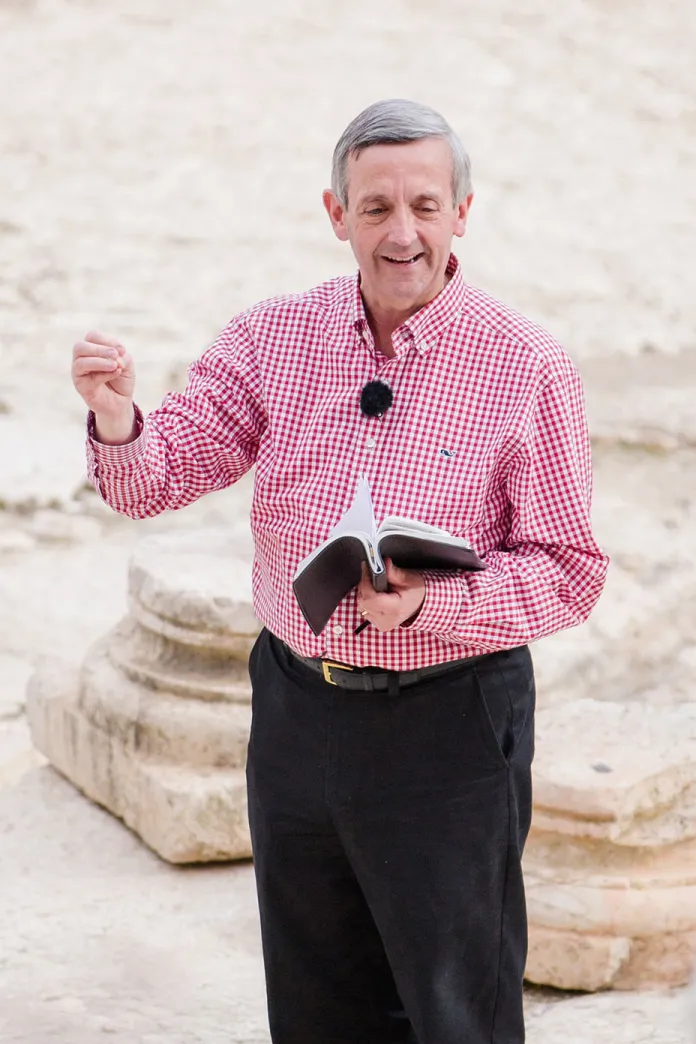 Dr Robert Jeffress