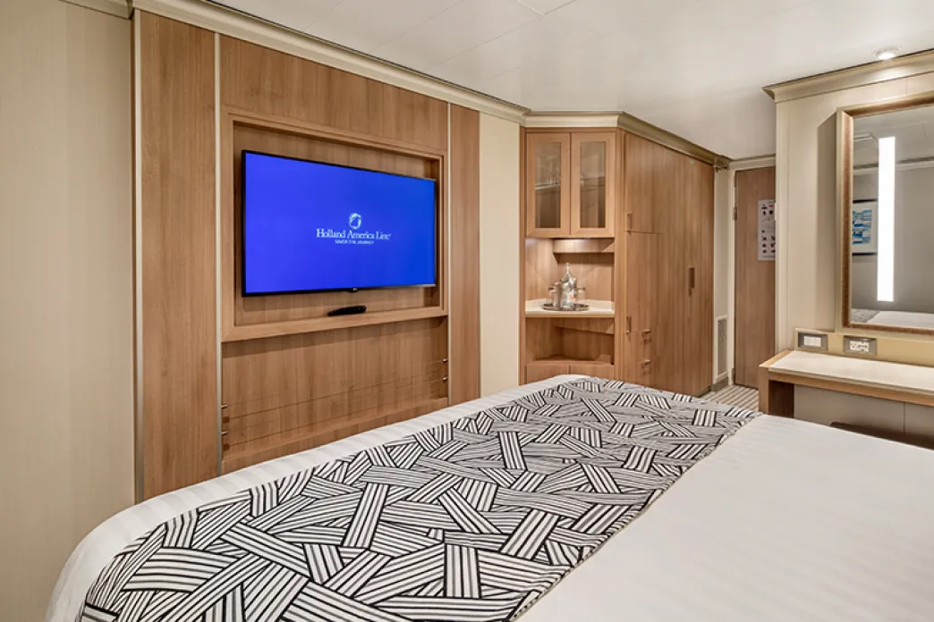 Holland American Line Rotterdam - Interior stateroom